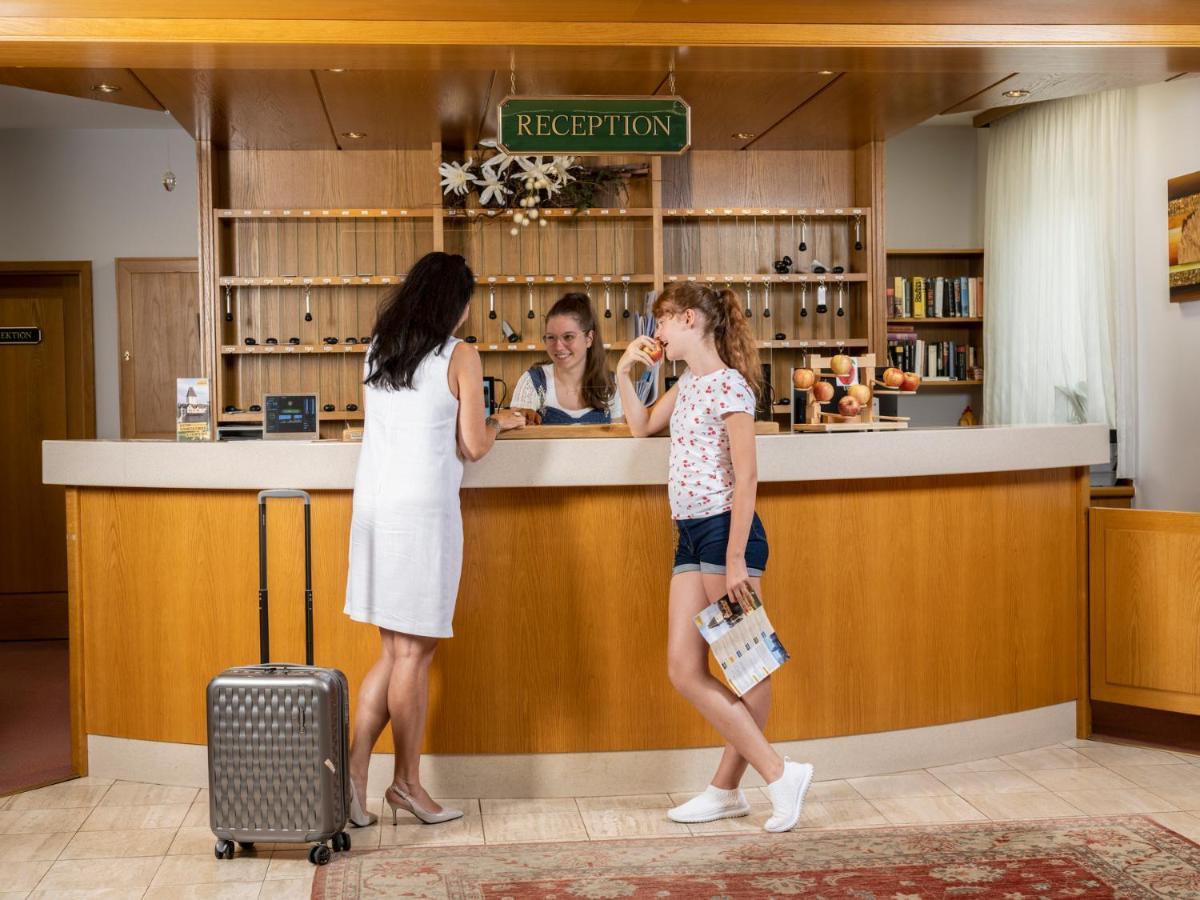 Hotel Ottenstein - Das Wohlfuehlhotel Rastenfeld 外观 照片